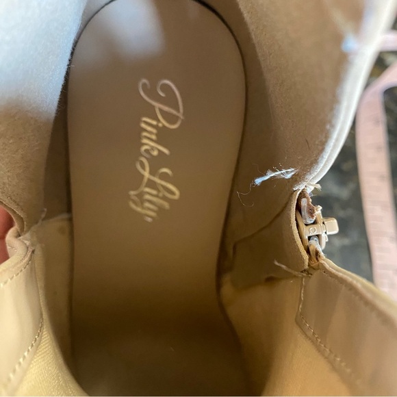 Pink Lily Tan V Cutout Pointed Toe Booties Women’s 8 - Picture 4 of 11